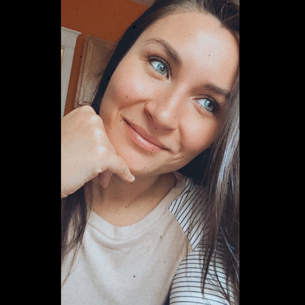 Meet your Posher, Tiffany